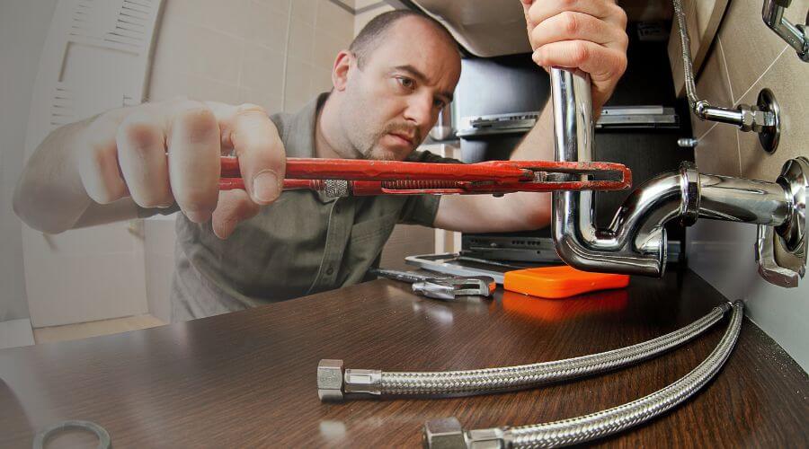 Expert burst pipe repair services in Pierce, NE